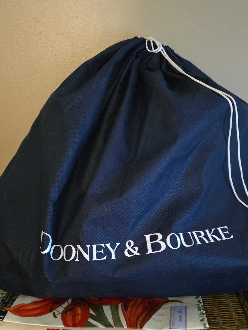 Dooney And Bourke Chelsea Shopper Tote, Handbag NWT - Picture 10 of 10